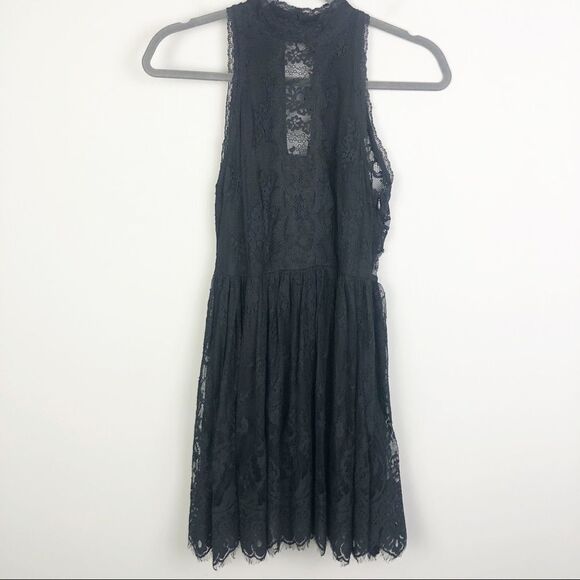 FREE PEOPLE | Verushka Lace Button Back Dress Sz 2 - Picture 5 of 14